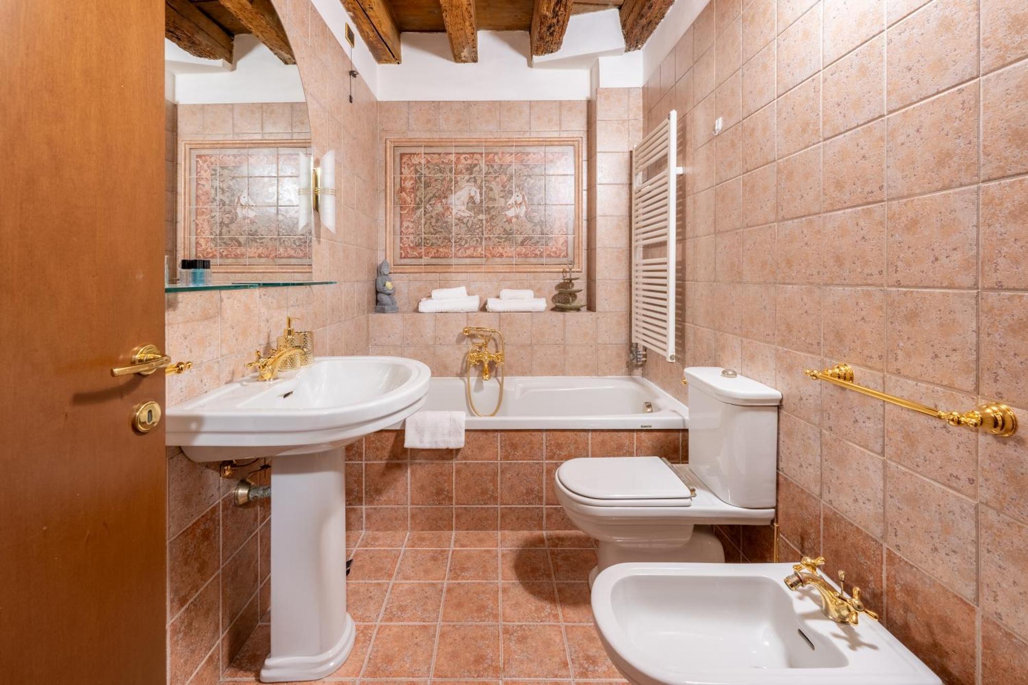 Sgarzerie Luxury Flat 2 Rooms 120Mq Verona Exterior photo